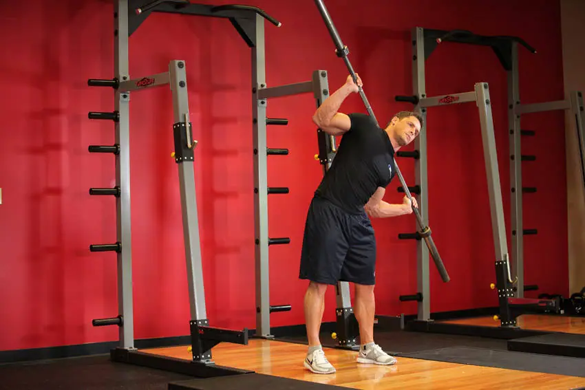 Barbell Side Bend — posisi akhir