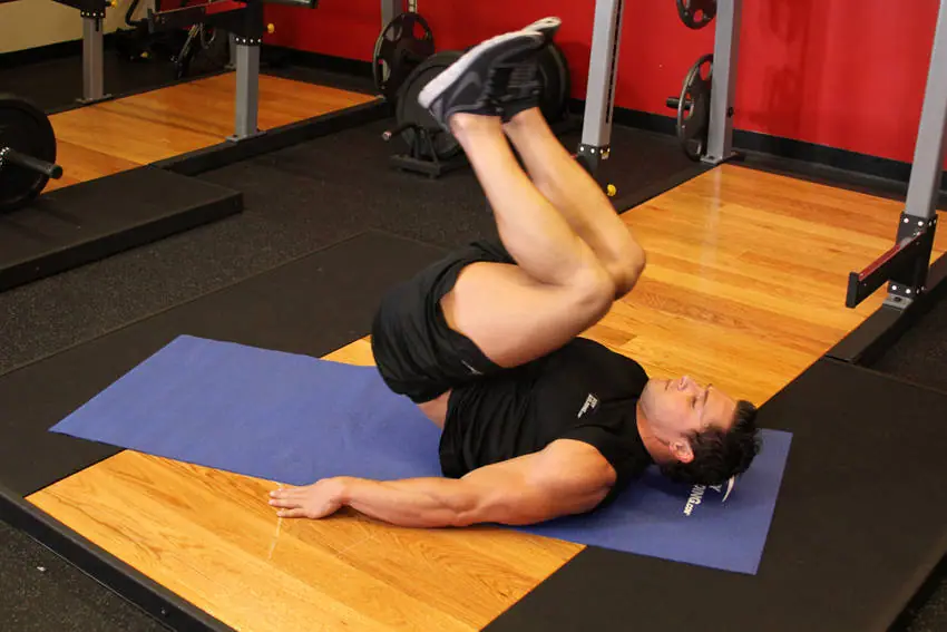 Bent-Knee Hip Raise — posisi akhir