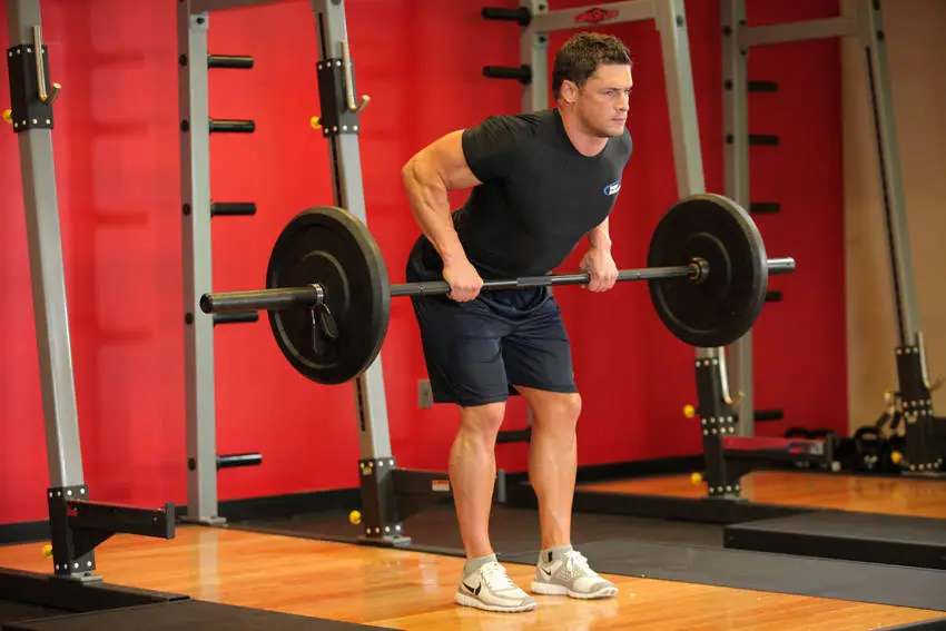 Bent Over Barbell Row — posisi akhir