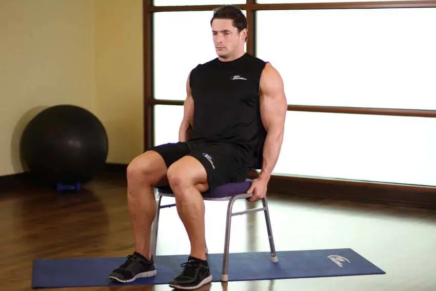 Chair Leg Extended Stretch — posisi awal