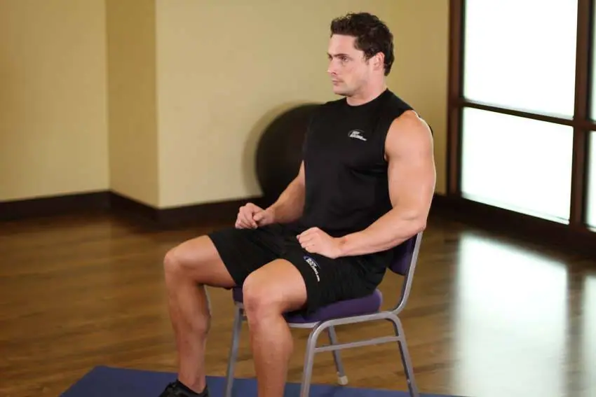 Chair Upper Body Stretch — posisi awal