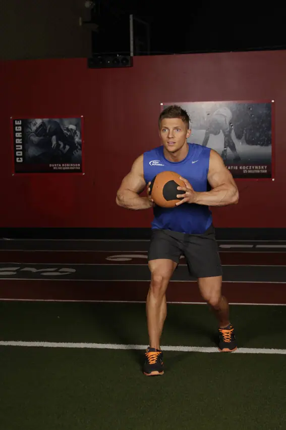 Chest Push with Run Release — posisi akhir