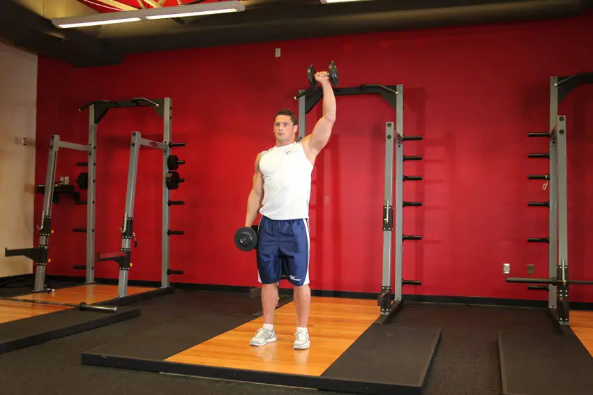 Dumbbell One-Arm Shoulder Press — posisi akhir