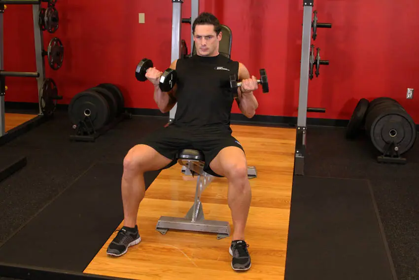 Flexor Incline Dumbbell Curls — posisi akhir