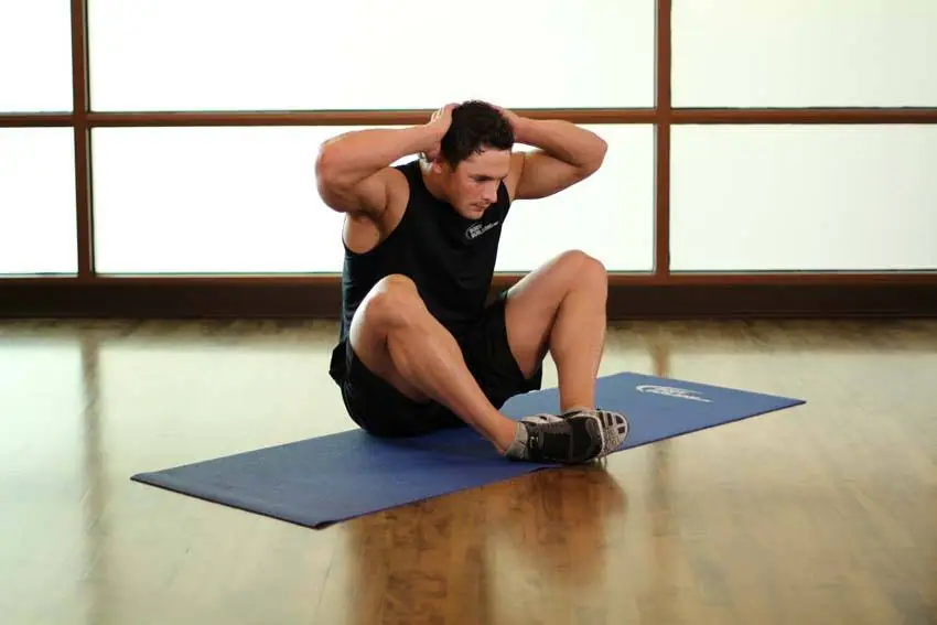 Groin and Back Stretch — posisi awal