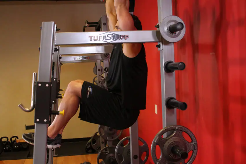 Hanging Leg Raise — posisi akhir