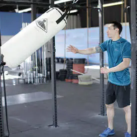 Heavy Bag Thrust — posisi akhir
