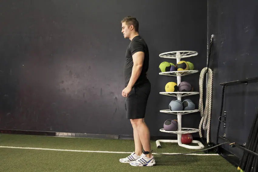 Hip Flexion with Band — posisi awal