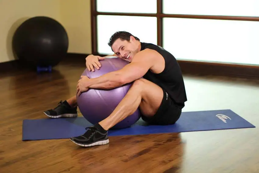 Hug A Ball — posisi akhir