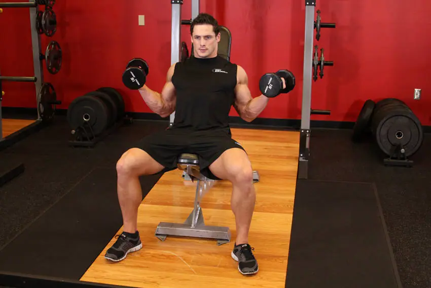 Incline Inner Biceps Curl — posisi akhir