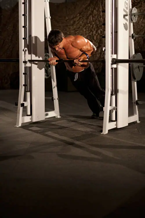 Incline Push-Up Reverse Grip — posisi akhir
