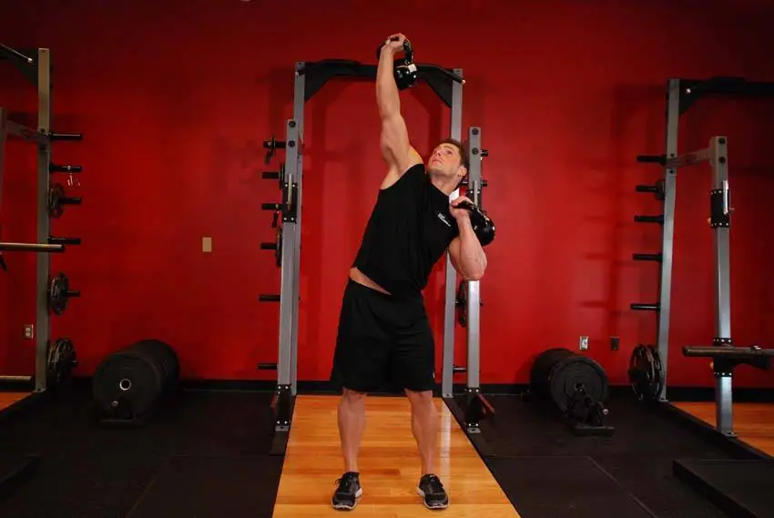 Kettlebell Seesaw Press — posisi akhir