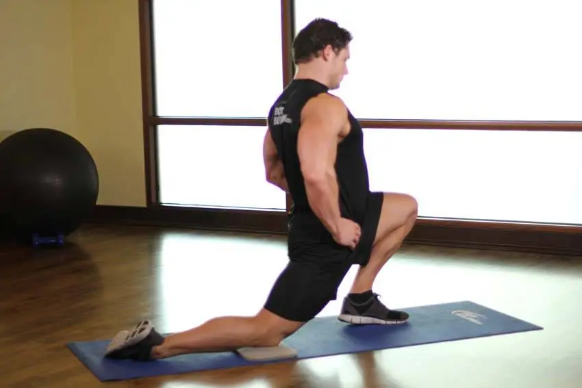 Kneeling Hip Flexor — posisi awal