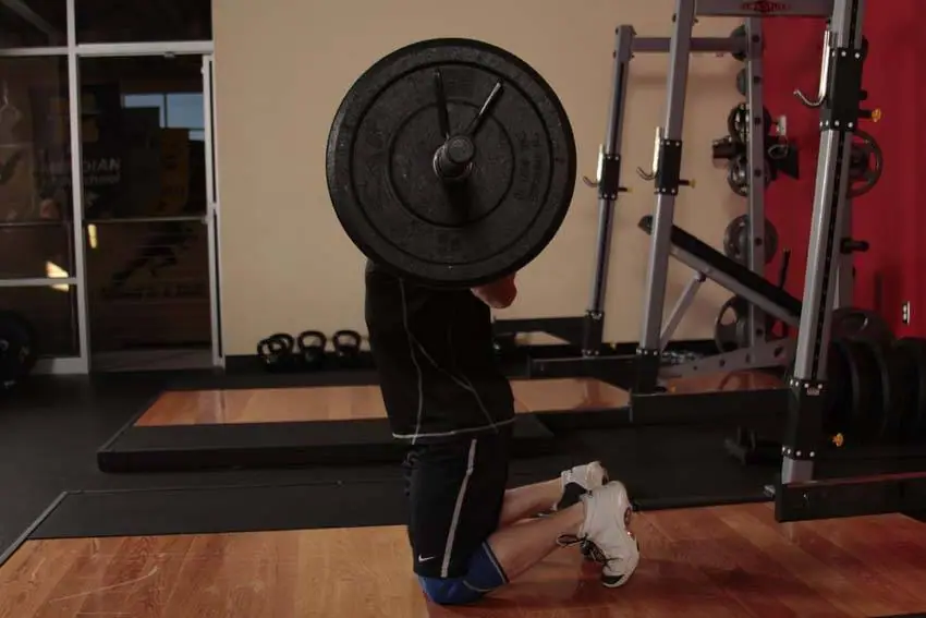 Kneeling Jump Squat — posisi awal