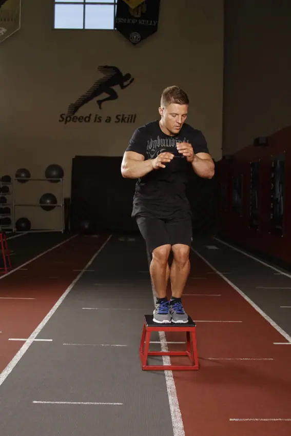 Lateral Box Jump — posisi akhir