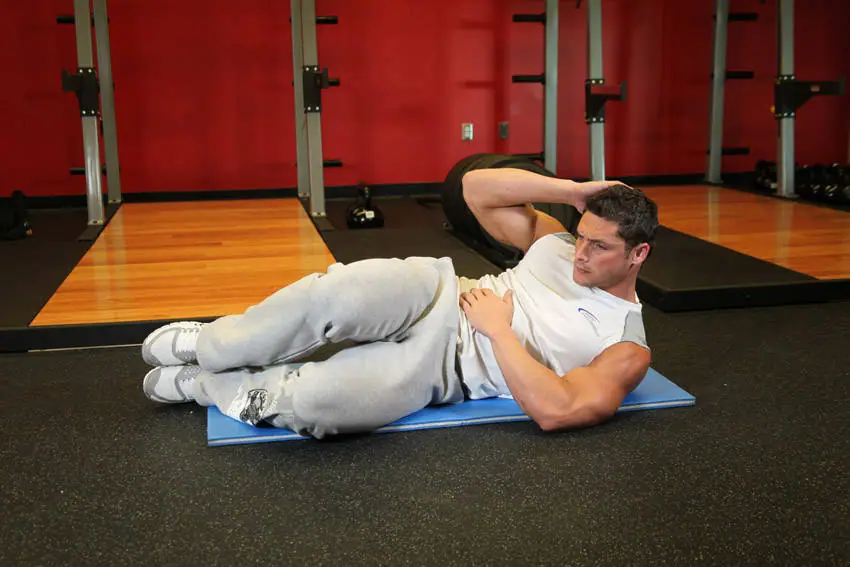 Oblique Crunches - On The Floor — posisi akhir