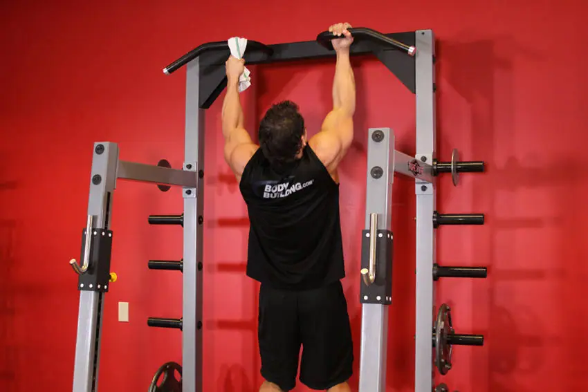 One Arm Chin-Up — posisi awal