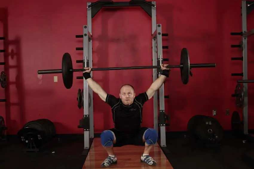 Overhead Squat — posisi akhir