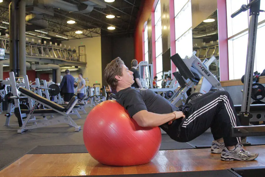 Physioball Hip Bridge — posisi awal