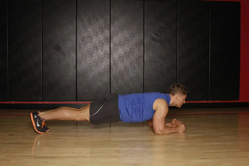 Plank — posisi akhir