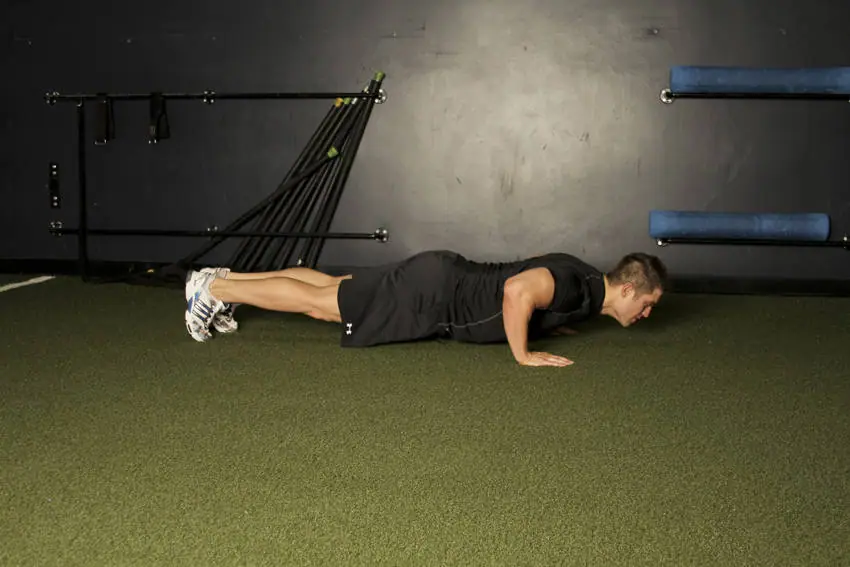 Plyo Push-up — posisi awal