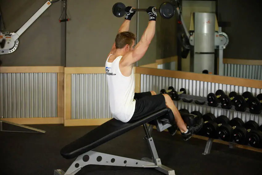 Press Sit-Up — posisi akhir