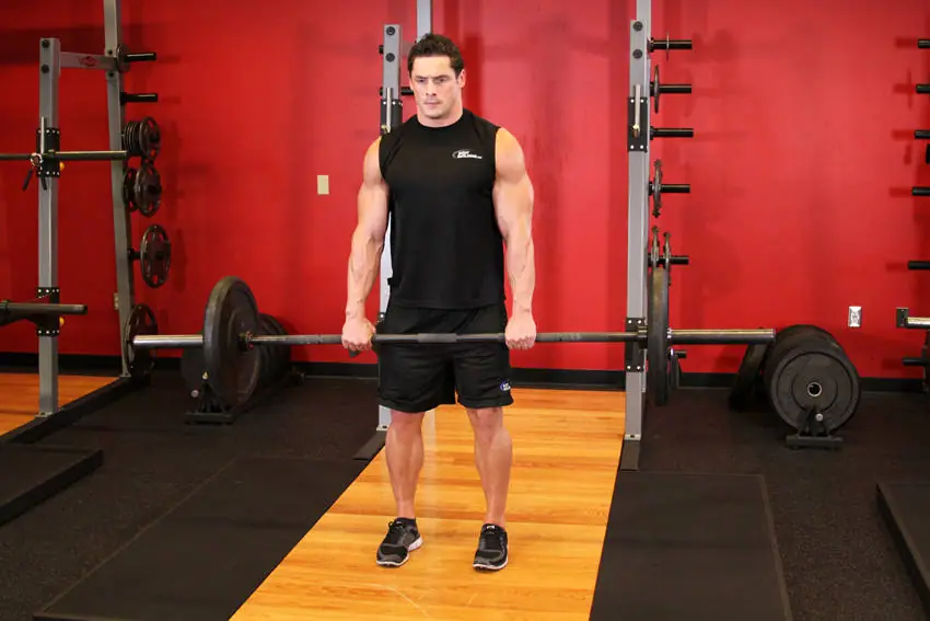 Romanian Deadlift — posisi akhir