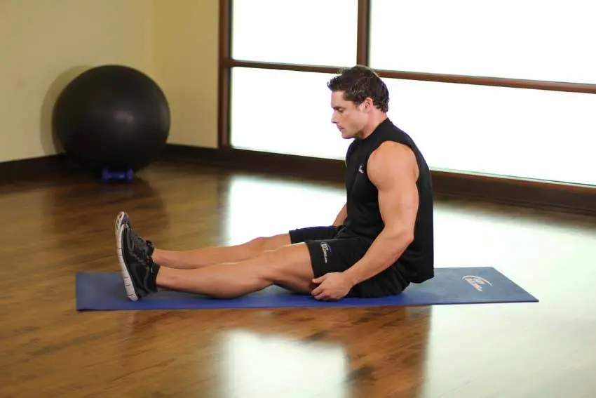 Seated Calf Stretch — posisi awal