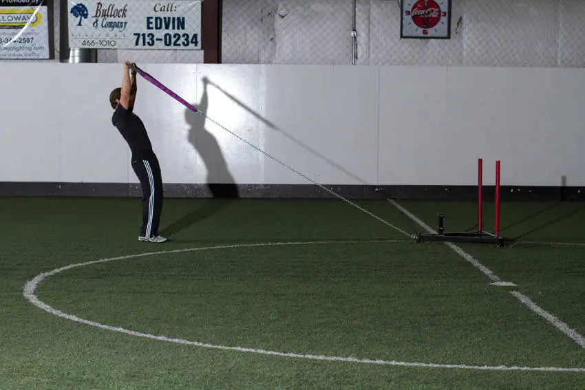 Sled Overhead Backward Walk — posisi akhir