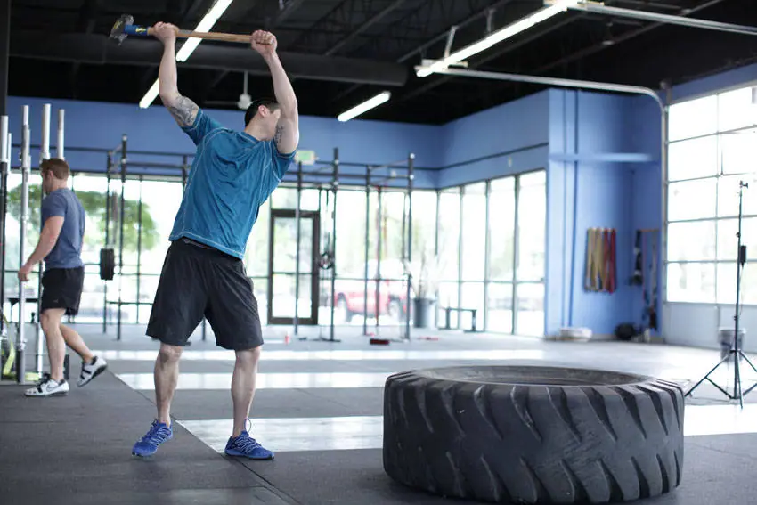 Sledgehammer Swings — posisi akhir