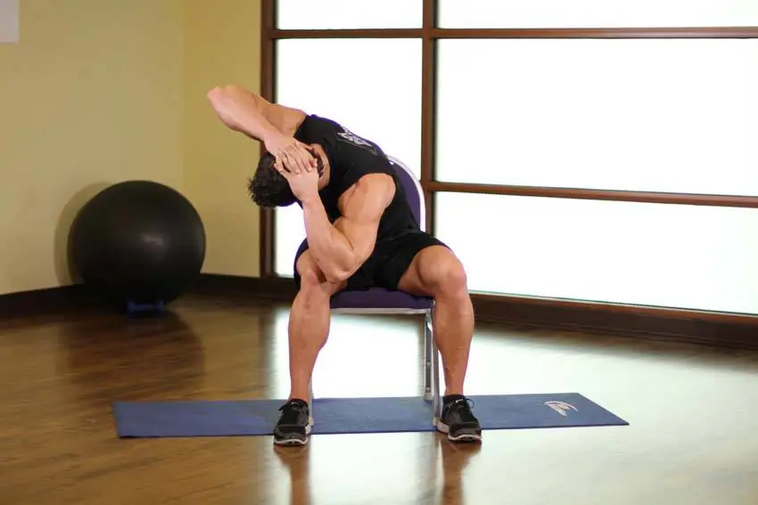 Spinal Stretch — posisi akhir
