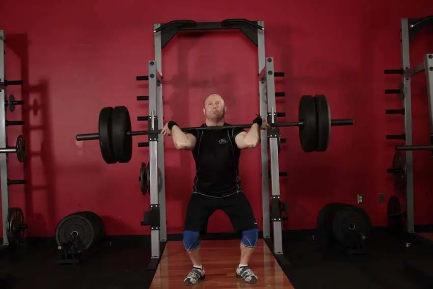 Split Jerk — posisi akhir