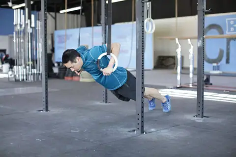 Suspended Push-Up