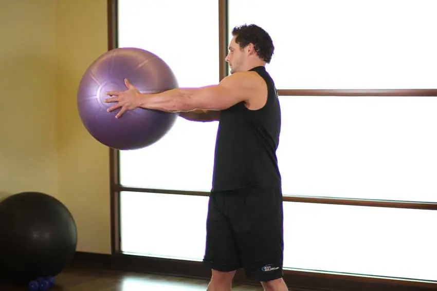 Torso Rotation — posisi akhir