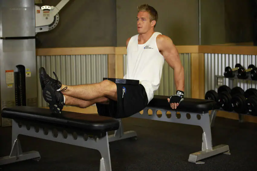 Weighted Bench Dip — posisi awal