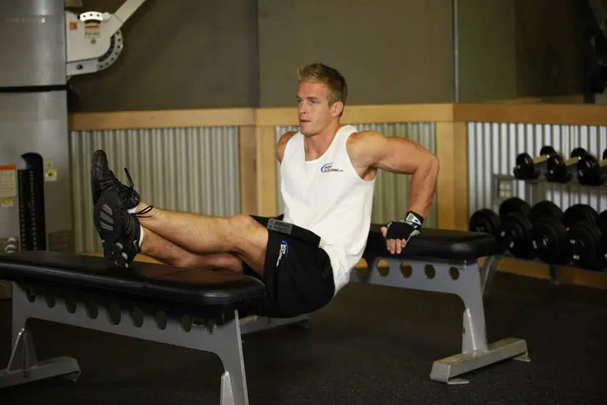 Weighted Bench Dip — posisi akhir